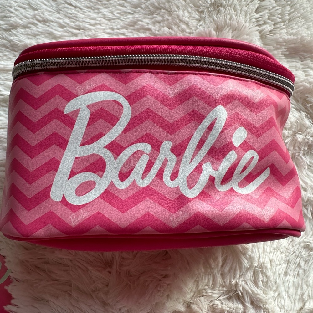 Barbie x Miniso Collection - Picture 2 of 10